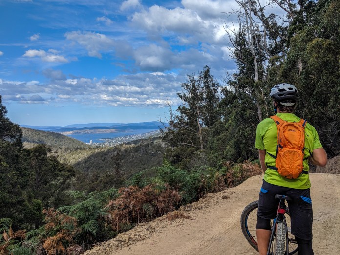 Maker:S,Date:2017-8-23,Ver:6,Lens:Kan03,Act:Lar02,E-Y